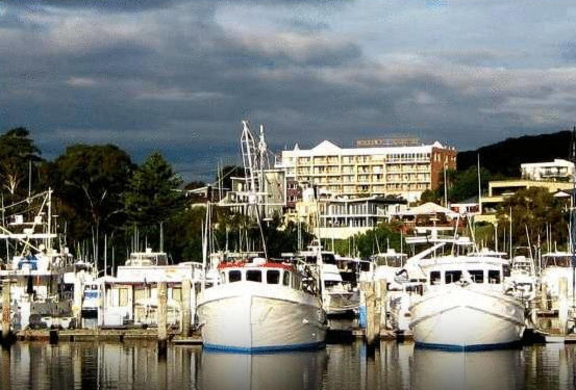 Marina Motel