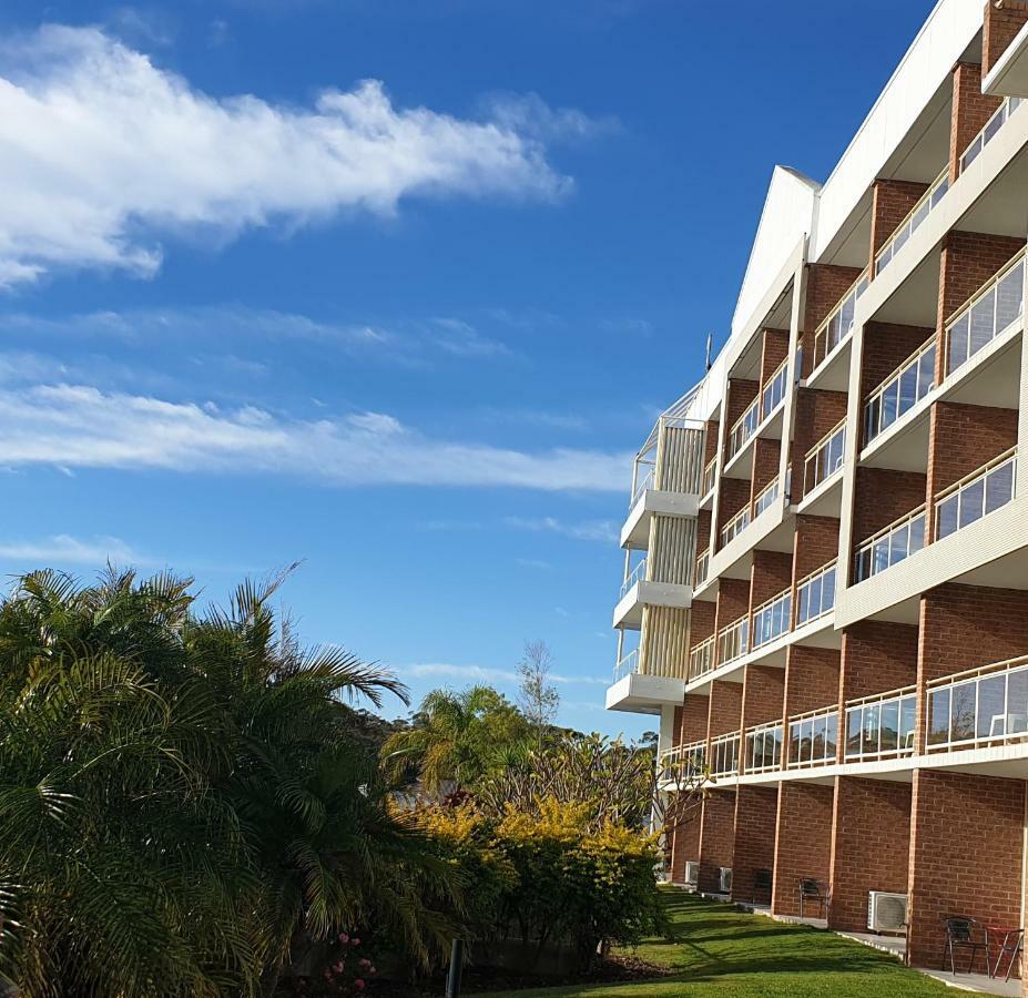 Marina Motel 4*