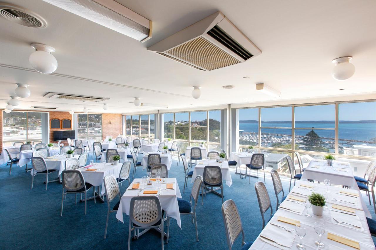 Marina Motel 4*